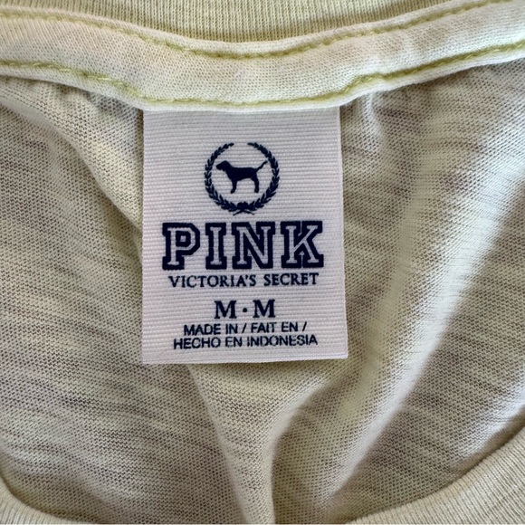 Victoria’s Secret PINK T-Shirts Size Medium - Lot of 4 - Picture 13 of 16